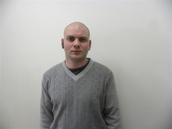 Помощник по хозяйству Виктор